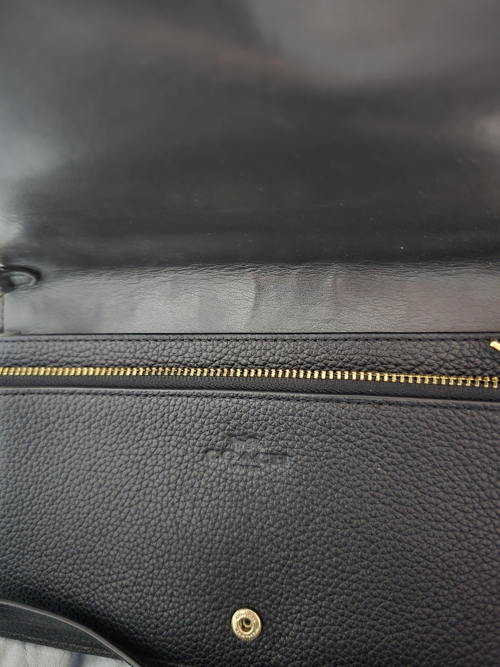 Coach Pebble Leather Black Crossbody Bag with Gold Logo - Picture 2 of 3